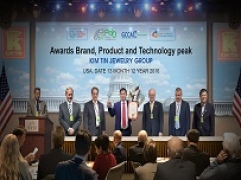 Kim Tín Vinh dự Đạt Cúp Vàng Quốc tế: Thương hiệu, Sản phẩm và Công nghệ đỉnh cao tại Mỹ