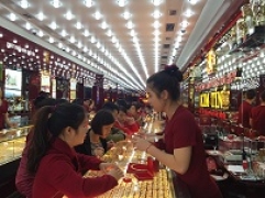 Bản tin thị trường vàng sáng 30.11: Giá vàng giảm sâu