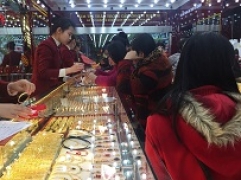 Bản tin thị trường vàng sáng 17.3: Vàng trong nước giảm nhẹ