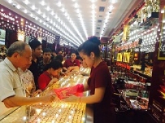 Bản tin thị trường vàng sáng 24.5: Đầu tuần vàng đồng loạt bật tăng