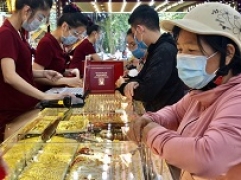 Bản tin thị trường vàng sáng 8/11: Vàng SJC tiến sát ngưỡng 59 triệu mỗi lượng