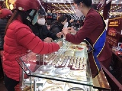 Bản tin thị trường vàng sáng 7/2: Đầu năm vàng tăng mạnh