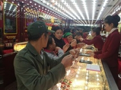 Bản tin thị trường vàng sáng 15/2/2023: Vàng phát tín hiệu giảm nhẹ